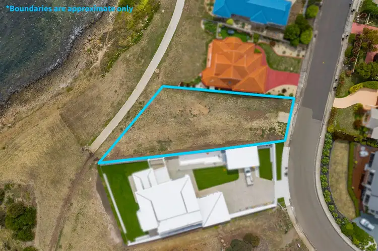 16 Pindos Drive, Tranmere TAS 7018