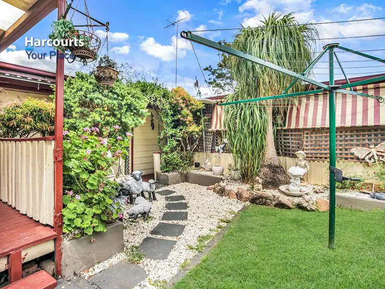 Sixth view of Homely house listing, 10 Samoa Place, Lethbridge Park NSW 2770