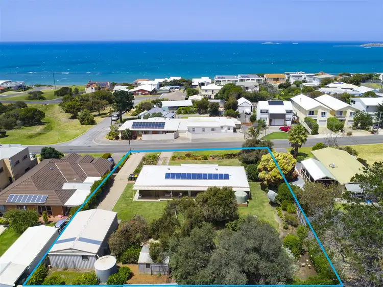 15 Strangways Avenue, Hayborough SA 5211