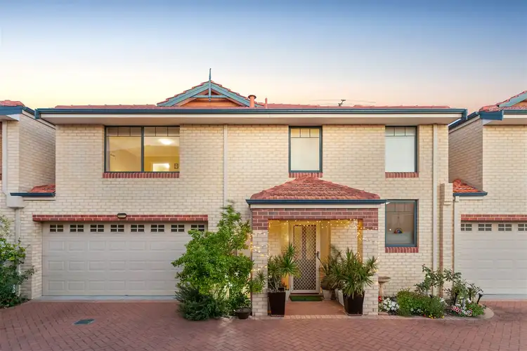 7/162 Stock Road, Attadale WA 6156