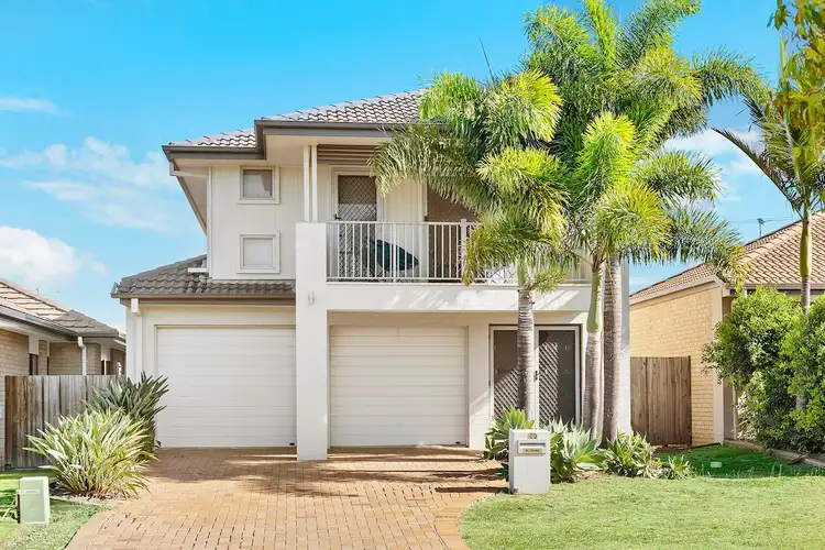 10 Rawlins Crescent, North Lakes QLD 4509