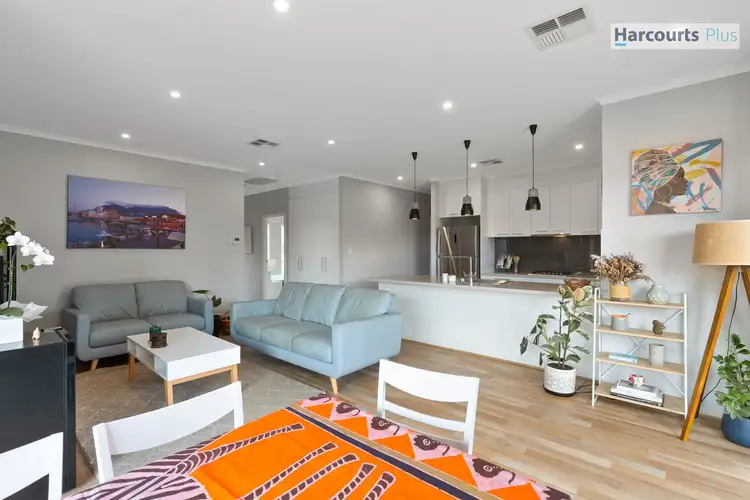 Fifth view of Homely house listing, 1 Marsden Place, Huntfield Heights SA 5163