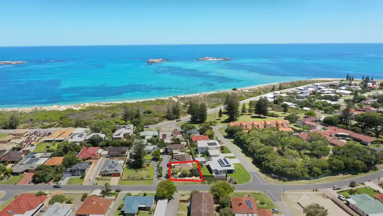 1/61 Gloucester Crescent, Shoalwater WA 6169