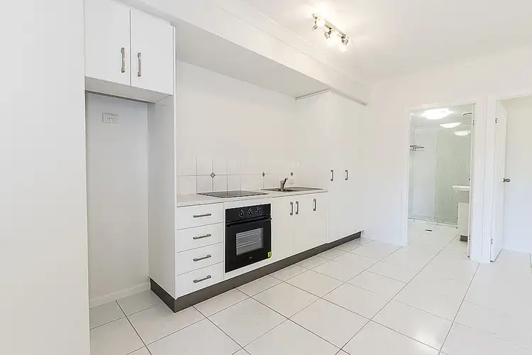 Fifth view of Homely unit listing, 2/48 Mitchell Street, North Ward QLD 4810