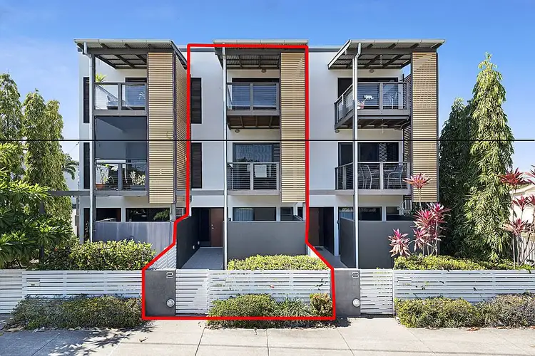 2/90 Davidson Street, South Townsville QLD 4810