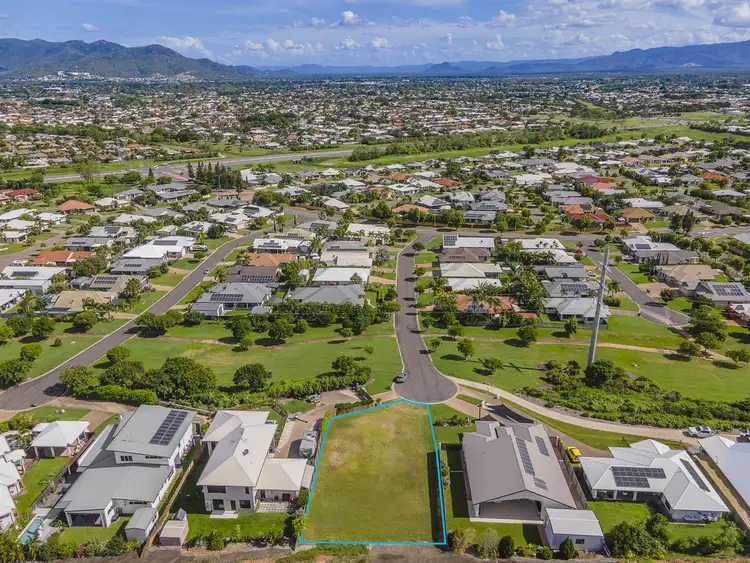 11 Blackbean Court, Mount Louisa QLD 4814