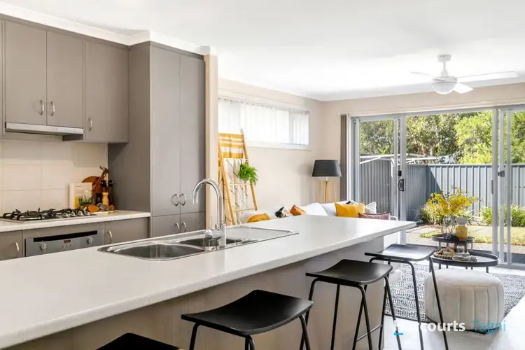 Fifth view of Homely house listing, 27 The Glenn, Morphett Vale SA 5162