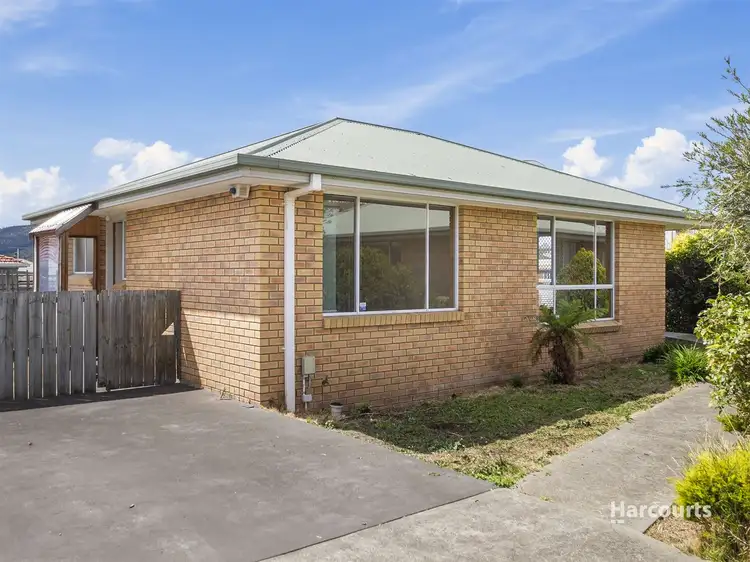 1b Elwick Road