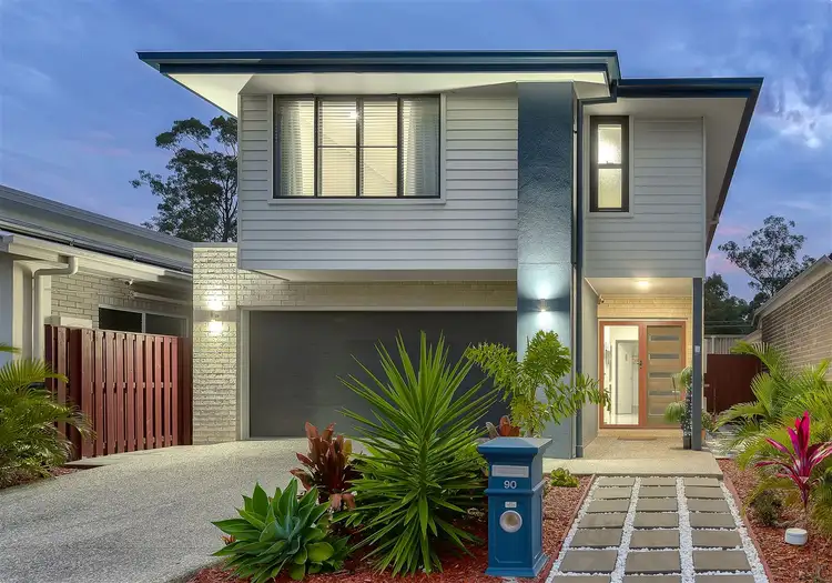 90 Macquarie Circuit, Fitzgibbon QLD 4018
