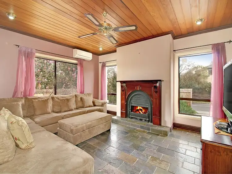 Fifth view of Homely house listing, 4 Morack Road, Vermont VIC 3133