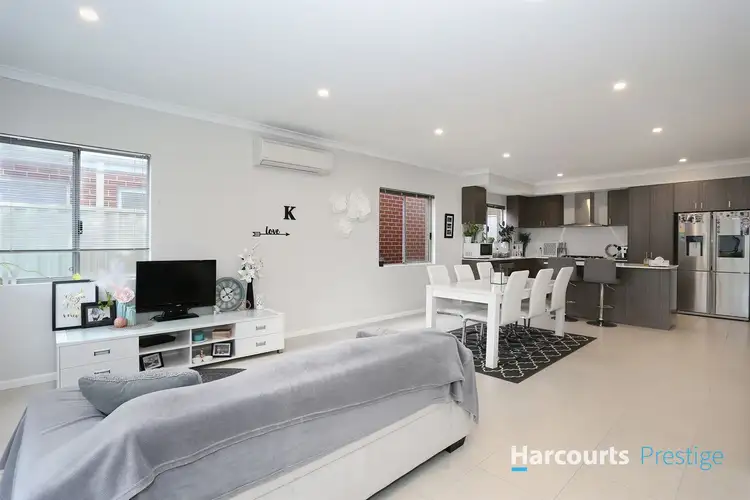 Sixth view of Homely house listing, 10 Addington Loop, Piara Waters WA 6112