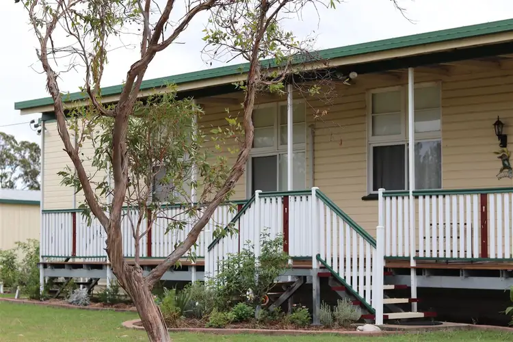 2 Barron St, Hendon QLD 4362