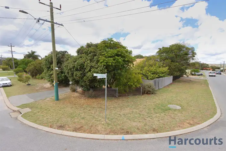 Fifth view of Homely house listing, 36 Sapling Way, Camillo WA 6111