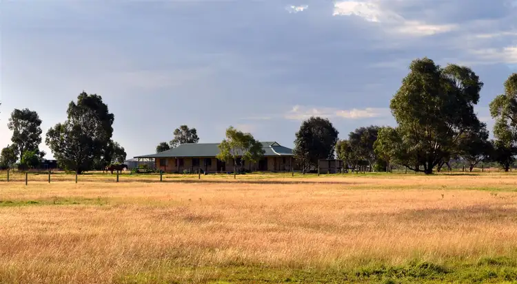 1046 Gingin Brook Road, Muckenburra WA 6503
