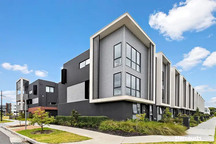 28 Jackson Green Boulevard, Clayton South VIC 3169