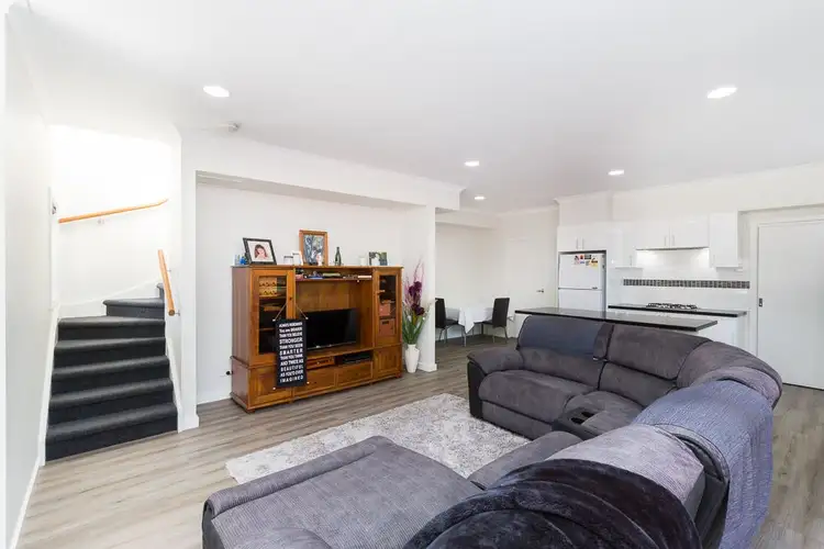 Second view of Homely townhouse listing, 4/21 Wawunna Road, Horsham VIC 3400