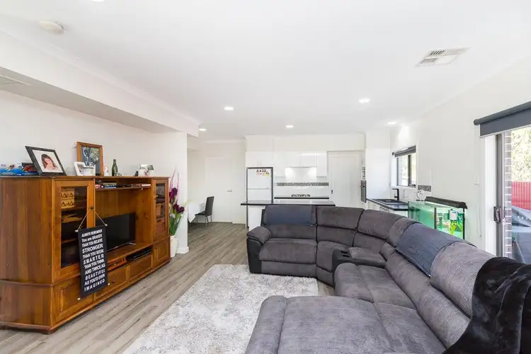 Third view of Homely townhouse listing, 4/21 Wawunna Road, Horsham VIC 3400