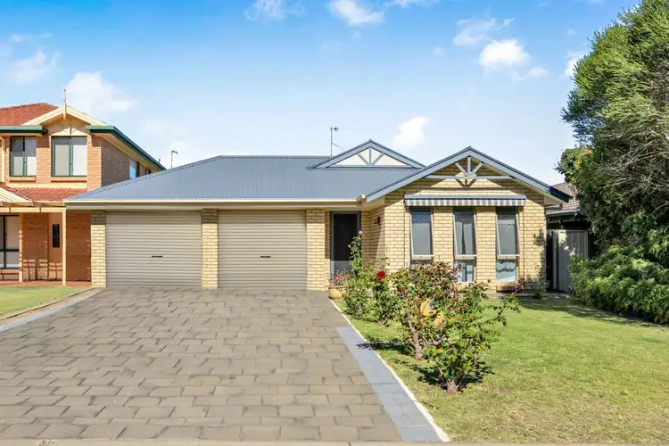 18 Coromandel Drive, Mccracken SA 5211