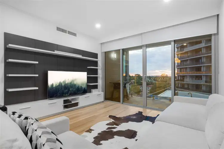 803/19 Ogilvie Road, Mount Pleasant WA 6153