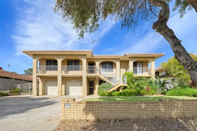 4 Steinbeck Place, Spearwood WA 6163