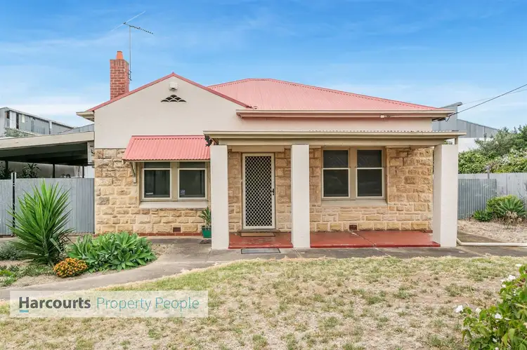 8 Carlton Crescent, Woodville North SA 5012