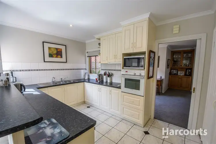 Sixth view of Homely townhouse listing, 1/8 Magee Court, Horsham VIC 3400