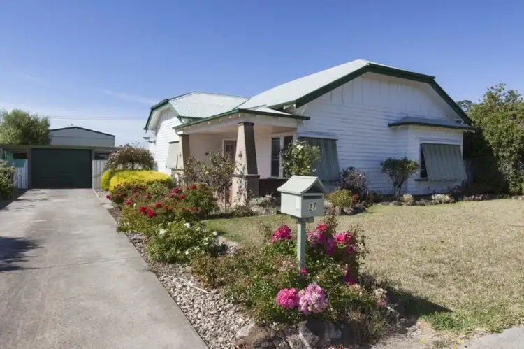 27 Tobin Street, Ararat VIC 3377
