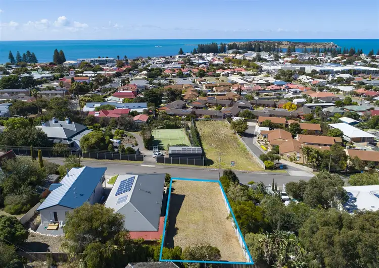 13 William Street, Victor Harbor SA 5211