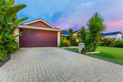 Second view of Homely house listing, 37 Blue Mountain Circuit, Aubin Grove WA 6164