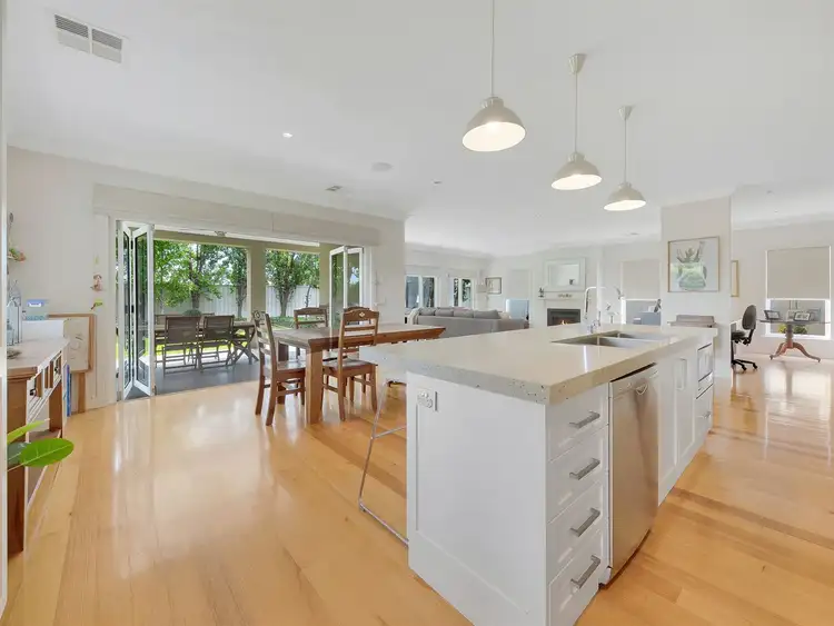 Sixth view of Homely house listing, 5 Pennsylvania Drive, Wangaratta VIC 3677