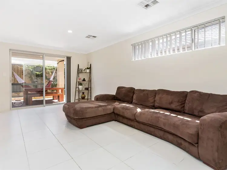 Second view of Homely house listing, 6 Macadamia Loop, Piara Waters WA 6112