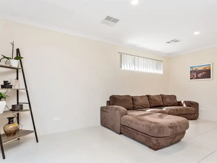 Third view of Homely house listing, 6 Macadamia Loop, Piara Waters WA 6112