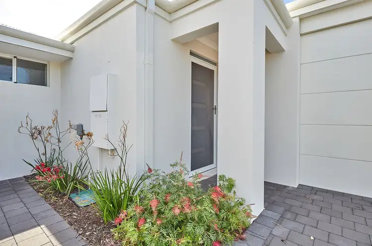 Fourth view of Homely unit listing, 4/26 Hamilton Road, Hamilton Hill WA 6163