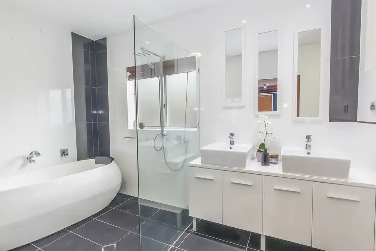Fifth view of Homely house listing, 133 Framara Drive, Kelso QLD 4815