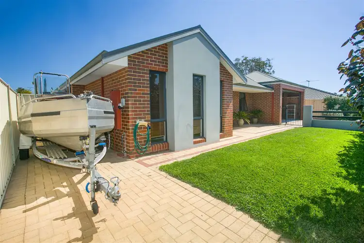 Second view of Homely house listing, 7 Kembla Circle, Madeley WA 6065
