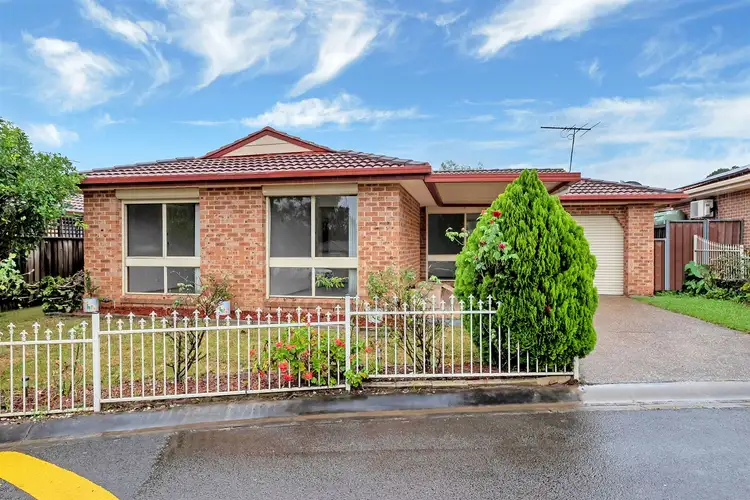 19/31 Perigee Close, Doonside NSW 2767