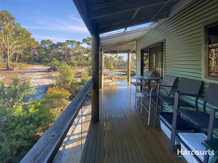 8 Seabreeze Crt, Beaumaris TAS 7215