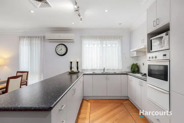 Third view of Homely house listing, 5 Lonhill Court, Endeavour Hills VIC 3802