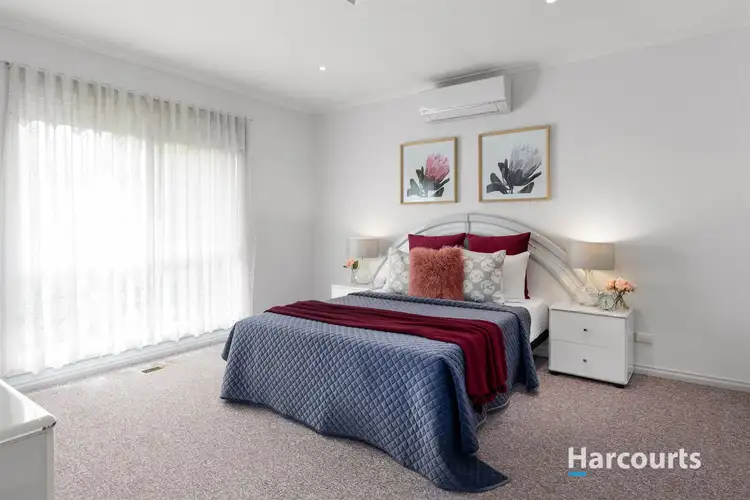 Fifth view of Homely house listing, 5 Lonhill Court, Endeavour Hills VIC 3802