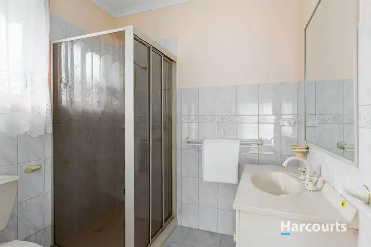 Sixth view of Homely house listing, 5 Lonhill Court, Endeavour Hills VIC 3802