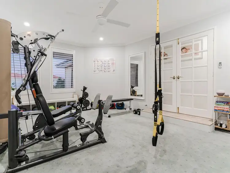 Fifth view of Homely house listing, 7 Fontenay Court, Port Kennedy WA 6172