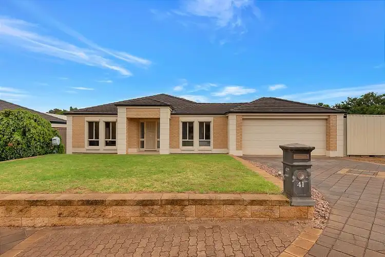 41 Wallace Drive, Craigmore SA 5114