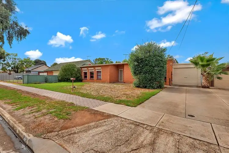 Second view of Homely house listing, 32 Caruso Crescent, Brahma Lodge SA 5109