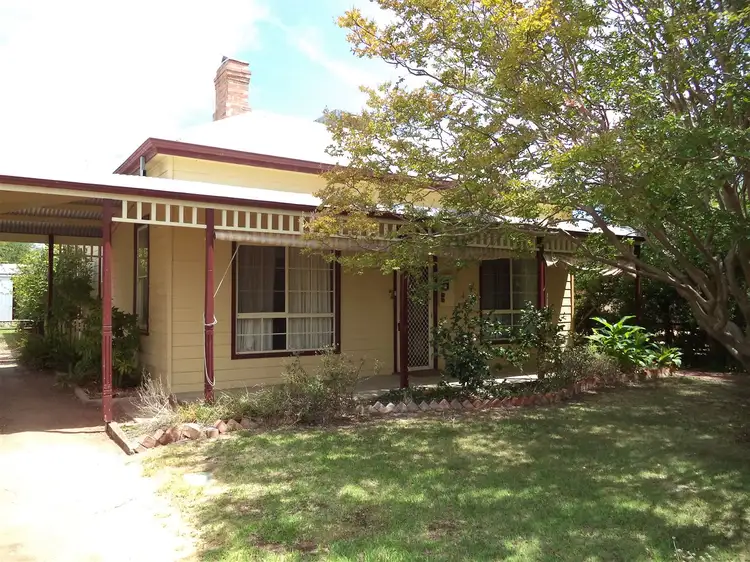 100 Victoria Street, Kerang VIC 3579