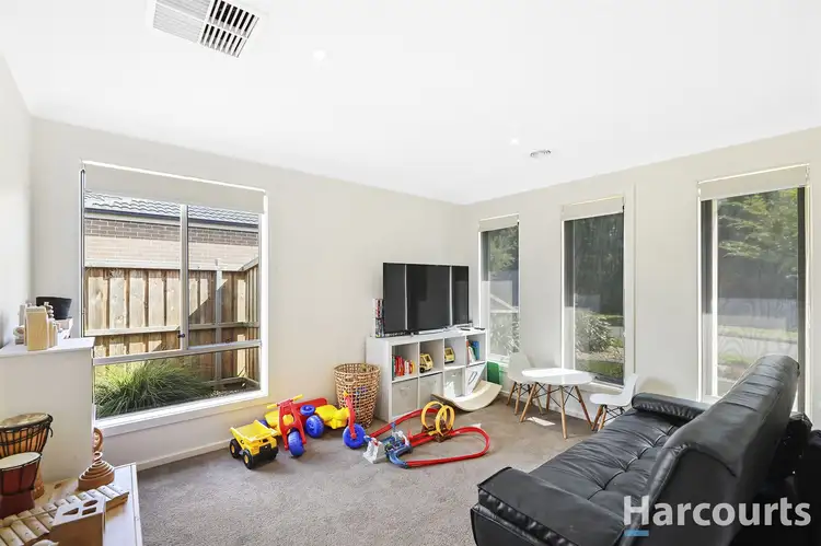 Fifth view of Homely house listing, 34 Nickell Court, Drouin VIC 3818