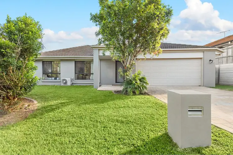 4 Quandong Crescent, Arana Hills QLD 4054