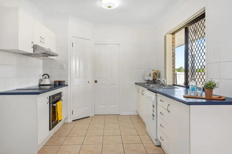 Fourth view of Homely house listing, 4 Quandong Crescent, Arana Hills QLD 4054
