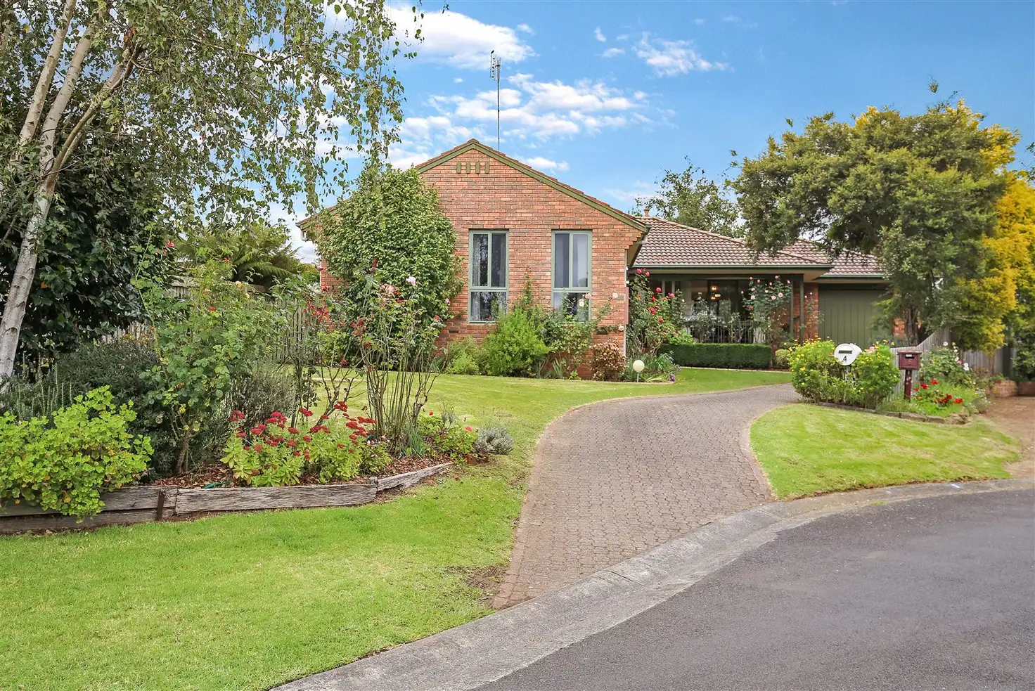 Main view of Homely house listing, 4 Sapphire Court, Leongatha VIC 3953