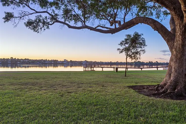 263 Riverton Drive North, Shelley WA 6148