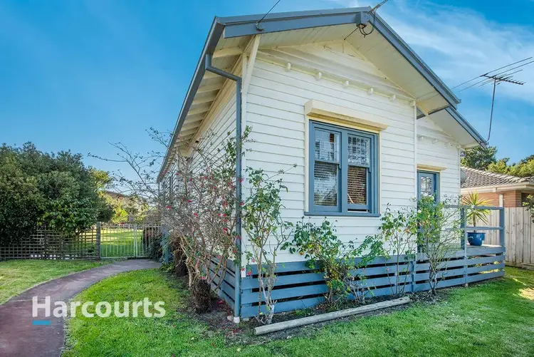 24 Pinewood Drive, Hastings VIC 3915